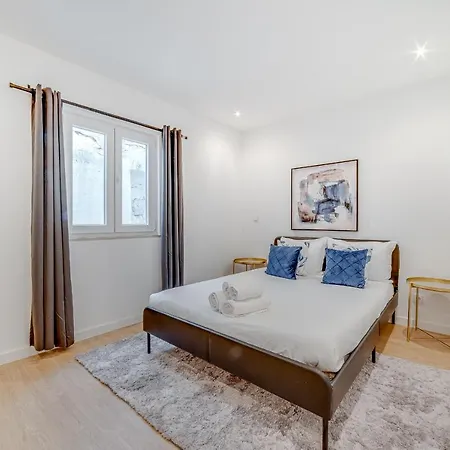 Cruzeiro Deluxe Apartament Lizbona