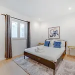Cruzeiro Deluxe Appartamento Lisbona