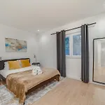 Appartamento Cruzeiro Deluxe Lisbona