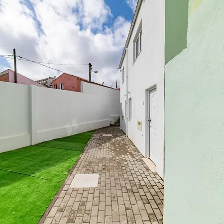Cruzeiro Deluxe Appartamento Lisbona