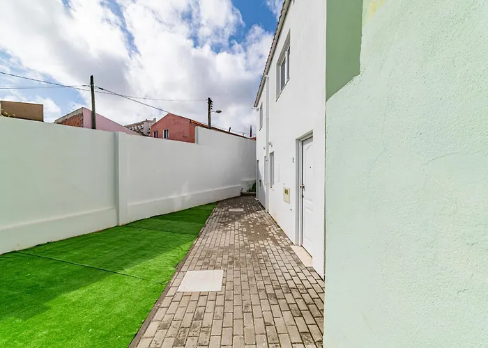 Cruzeiro Deluxe Apartament Lizbona